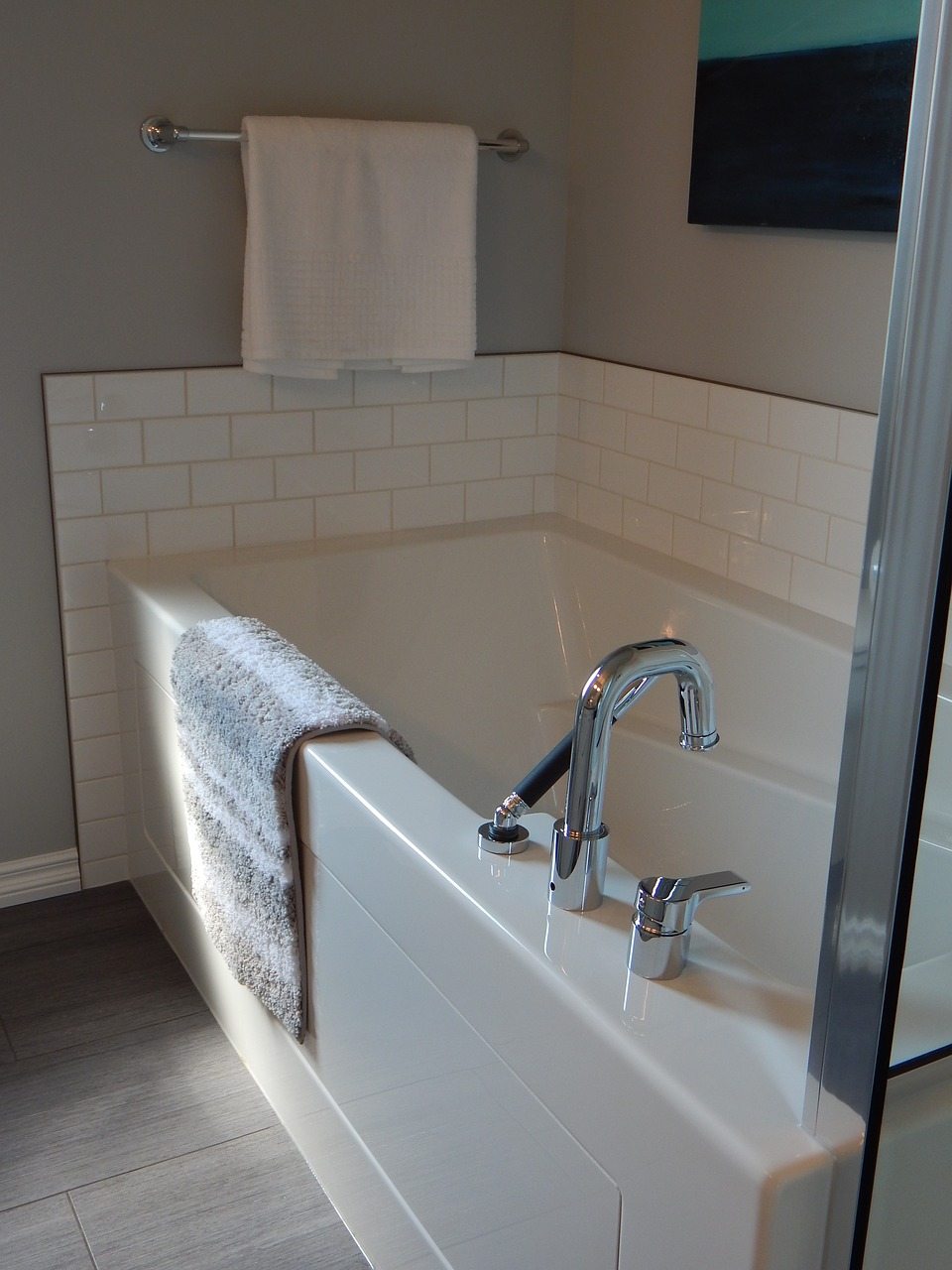 6 Essential Plumbing Checks for New Homeowners